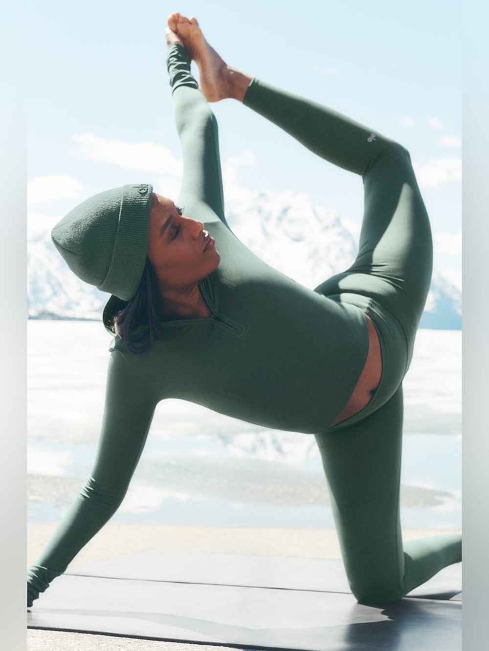 ALO Yoga Softsculpt Precision 1/4 Zip Long Sleeve